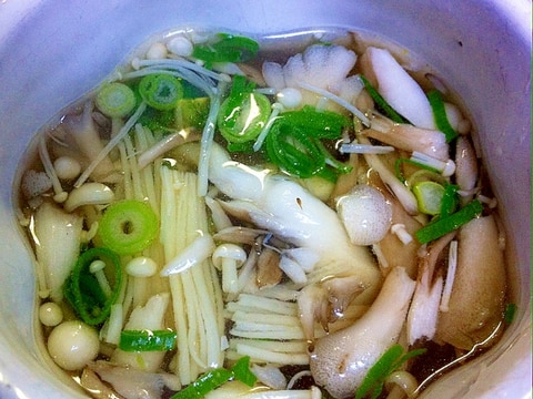 レンジで作る　簡単舞茸と葱のスープ